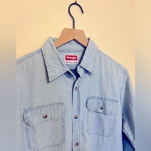 Wrangler Denim Shirt - Men’s Small, Women’s Large